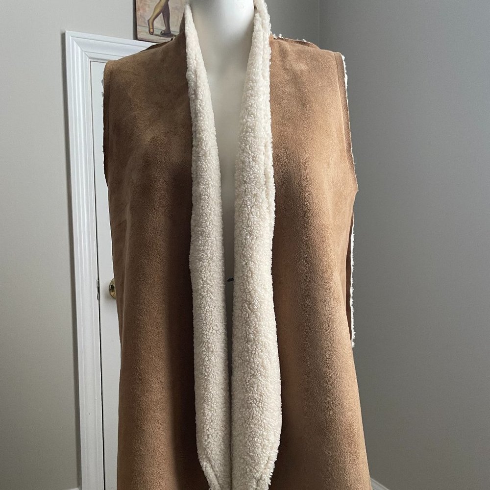 Cullen Faux Suede/Shearling-Lined Open Front Vest - SzS - NWOT